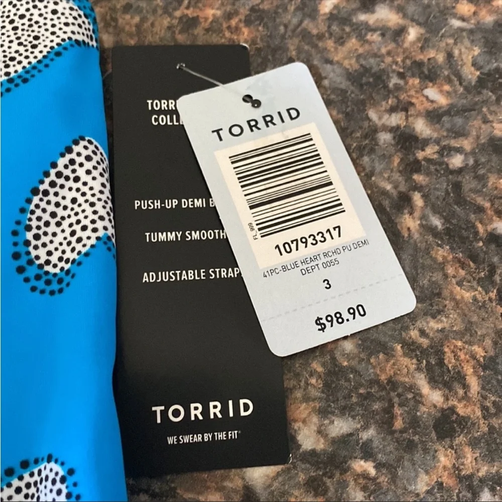 NWT TORRID vixen collection abstract heart swimsuit
